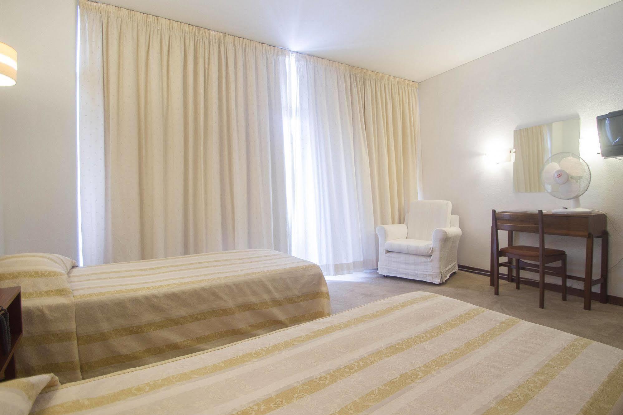 מלון פונשל Residencial Greco מראה חיצוני תמונה